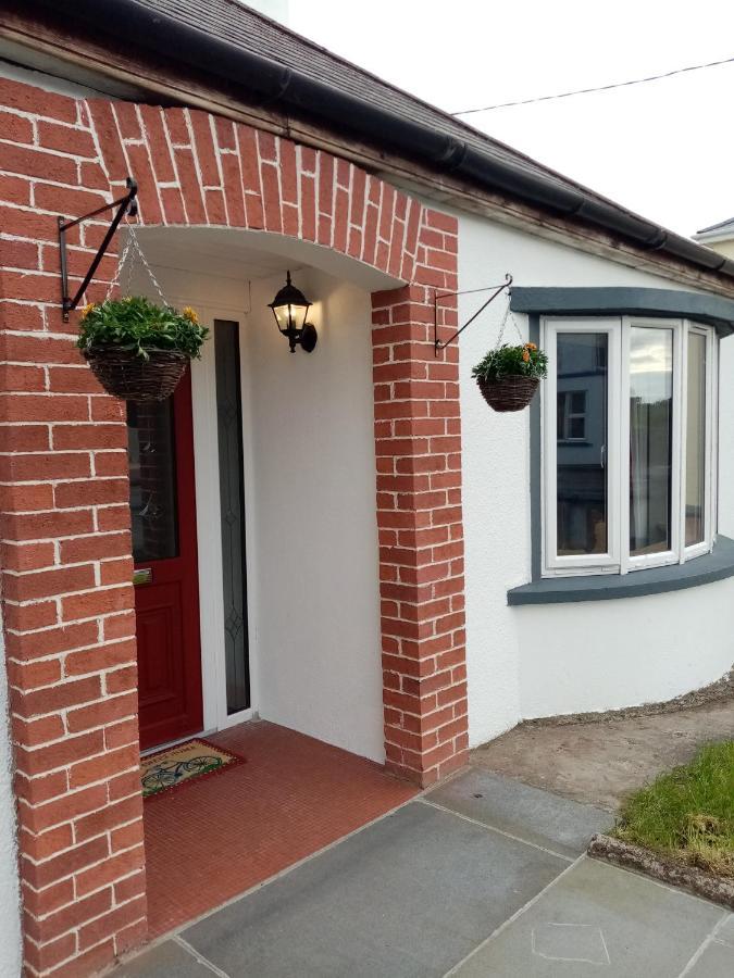 Apple Tree Cottage Rooskey Exterior photo