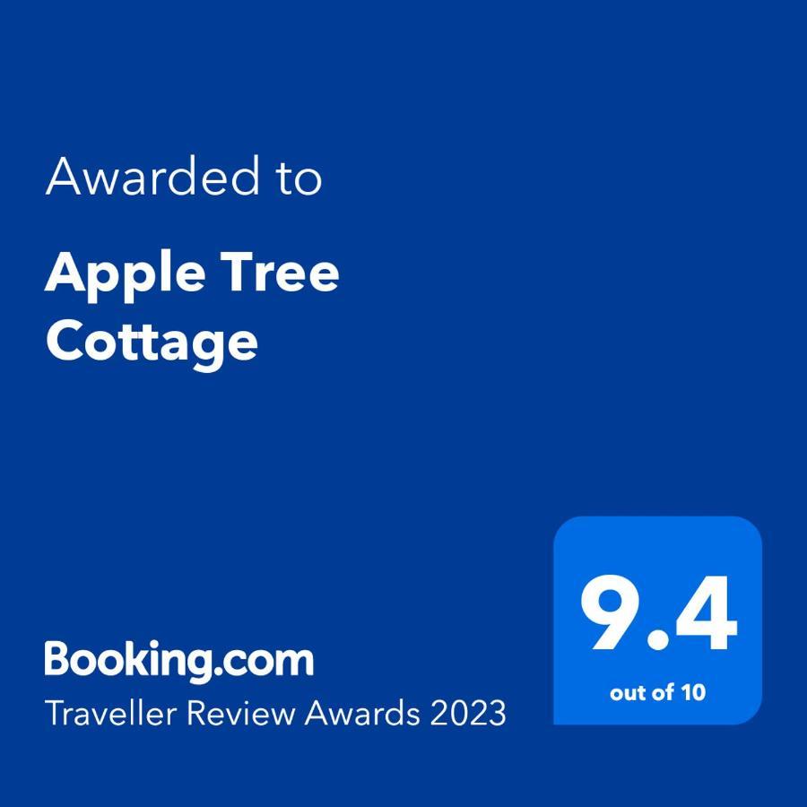 Apple Tree Cottage Rooskey Exterior photo